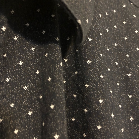 PERRY ELLIS DRESS SHIRT - Picture 3 of 5